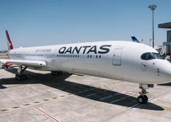Qantas targets the world's longest non-stop flight in 2027