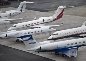 Foreign carriers tighten grip on Nigeria's $1.7bn international air travel market