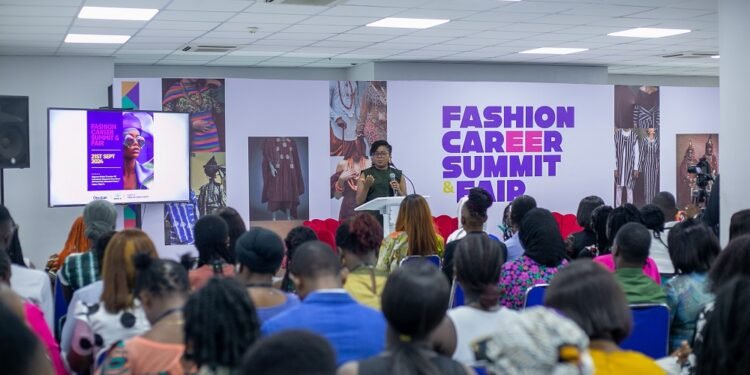 Obsidian puts 500 fashion talents on hiring pipeline